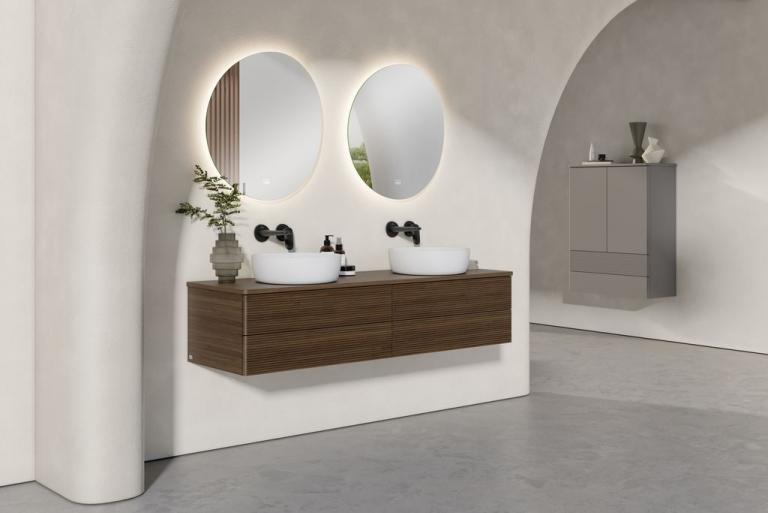 Zu sehen sind Sanitärgegenstände aus der Antao Serie der Fa. Villeroy & Boch